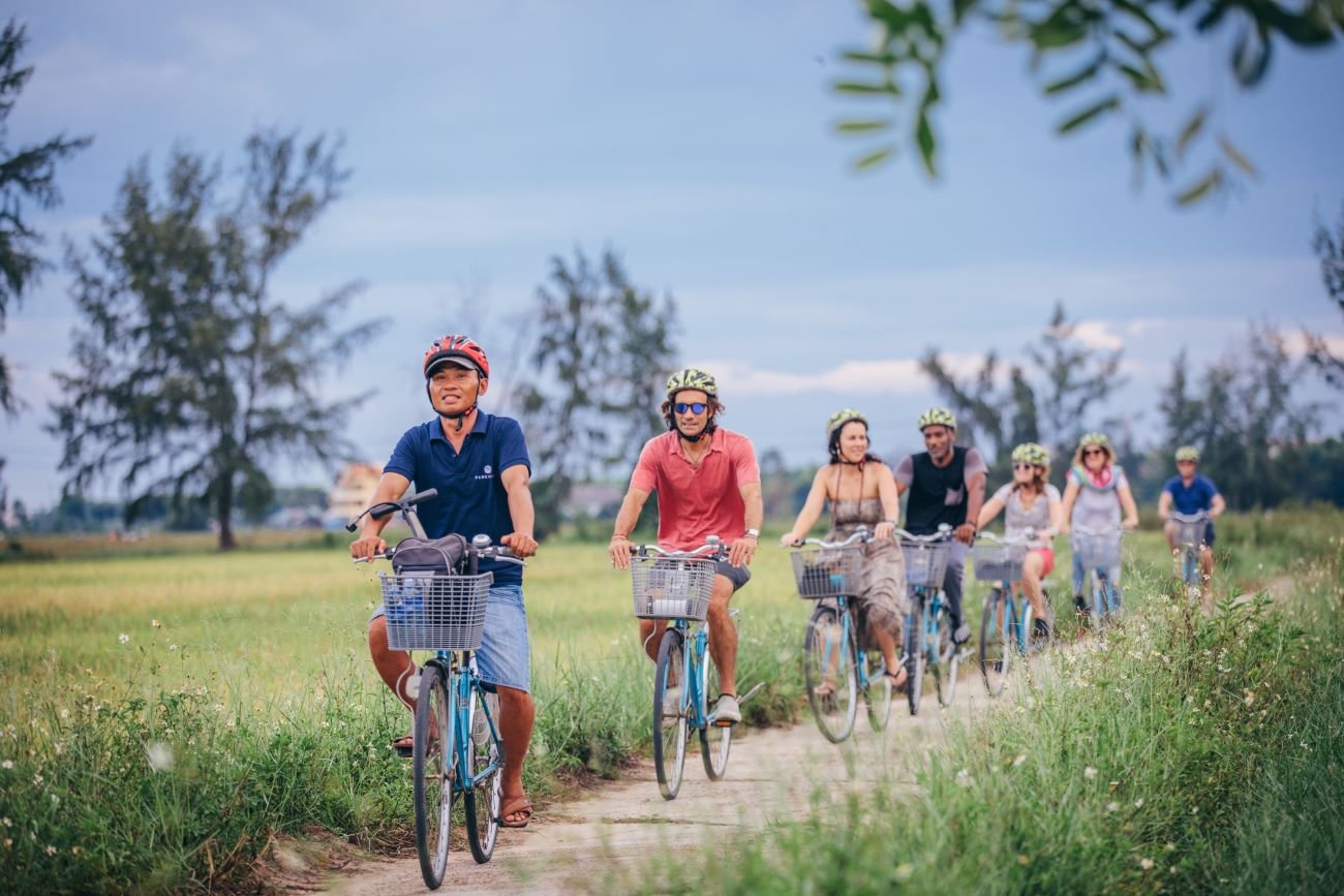 Bicycle Trip Hanoi Red River Island Half Day